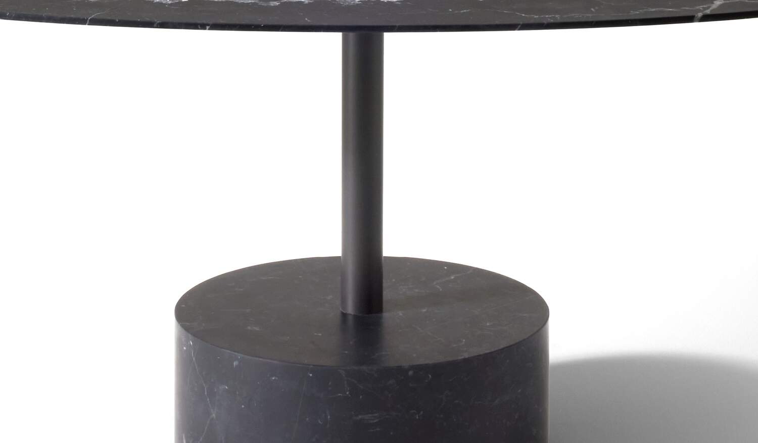 9 Dining table | Piero Lissoni | Cassina